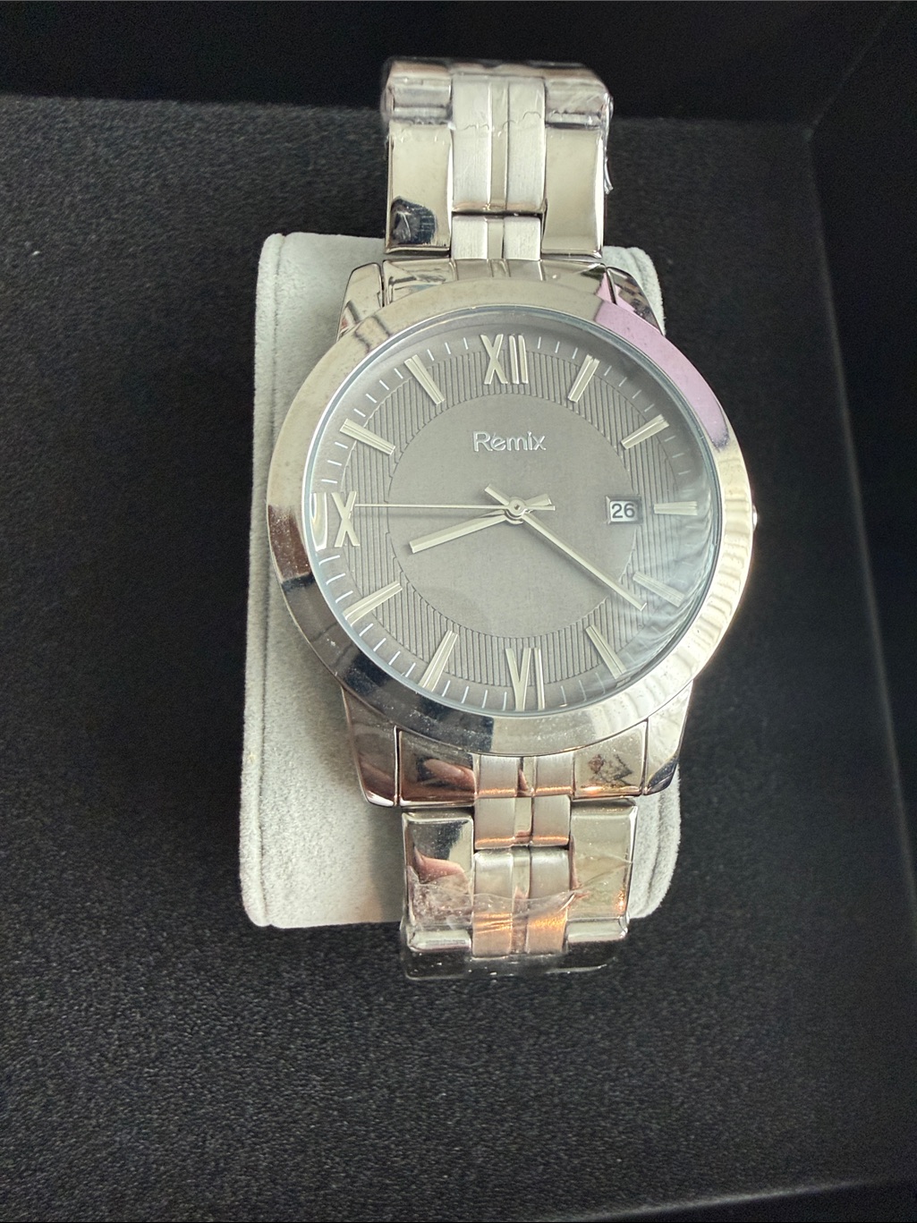 Mens Silver Stainless Steel Bracelet Watch With Date